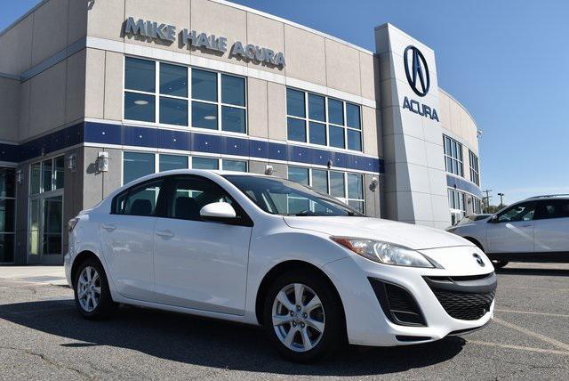 Photo of 2011 Crystal White Pearl Mica Mazda Mazda3