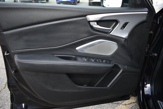 Photo of 2024 Majestic Black Pearl Acura RDX