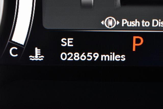 Photo of 2022 Black Acura RDX