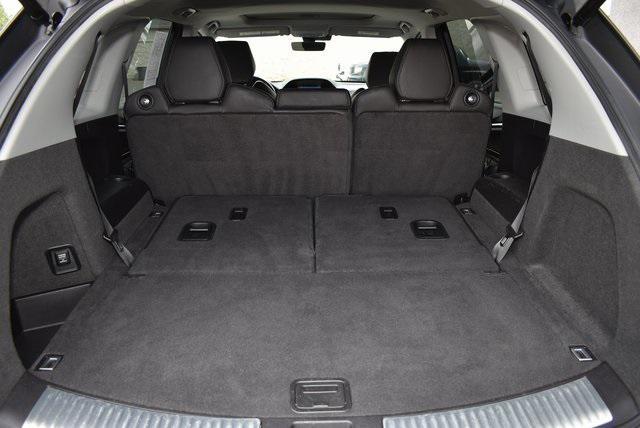 Photo of 2017 Modern Steel Metallic Acura MDX