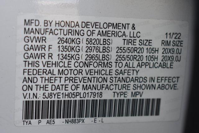 Photo of 2023 Platinum White Pearl Acura MDX