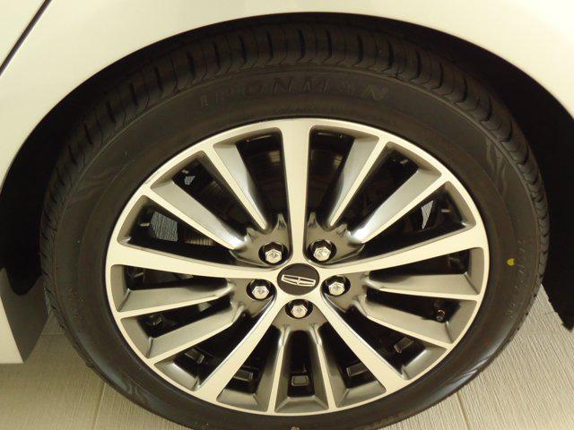 Photo of 2019 Ingot Silver Metallic Lincoln MKZ