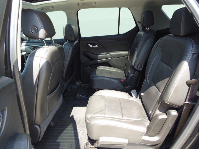 Photo of 2020 Mosaic Black Metallic Chevrolet Traverse