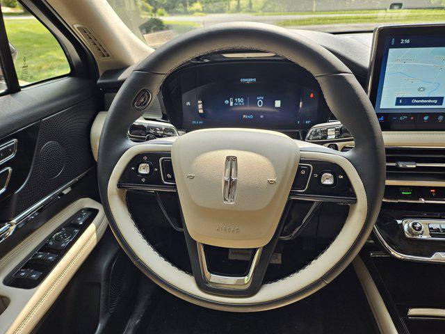 Photo of 2025 HARBOR GREY MET Lincoln Corsair