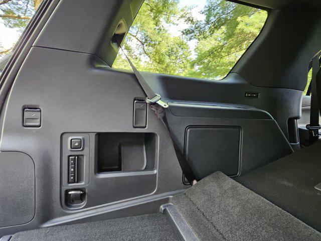 Photo of 2025 INFINITE BLACK MET Lincoln Navigator