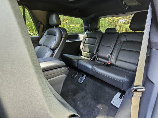 Photo of 2025 INFINITE BLACK MET Lincoln Navigator