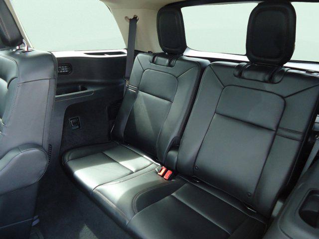 Photo of 2022 Silver Radiance Metallic Clearcoat Lincoln Aviator