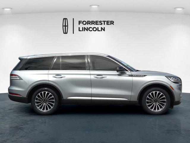 Photo of 2022 Silver Radiance Metallic Clearcoat Lincoln Aviator