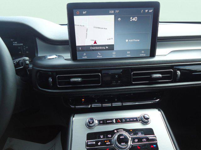 Photo of 2022 Silver Radiance Metallic Clearcoat Lincoln Aviator
