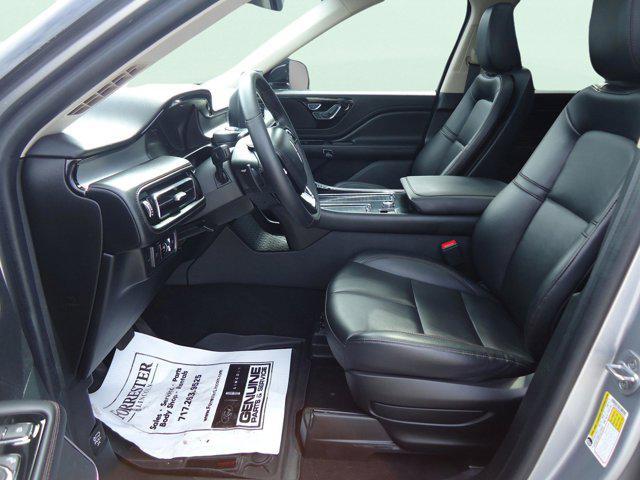 Photo of 2022 Silver Radiance Metallic Clearcoat Lincoln Aviator