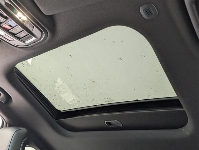 Photo of 2025 Bright White Clearcoat Jeep Grand Cherokee L
