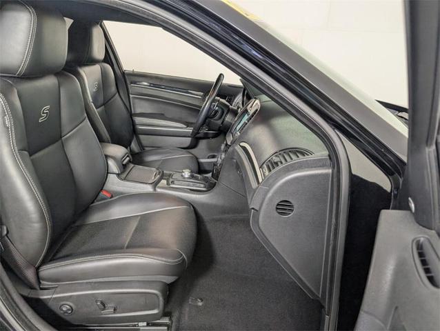 Photo of 2021 Gloss Black Chrysler 300