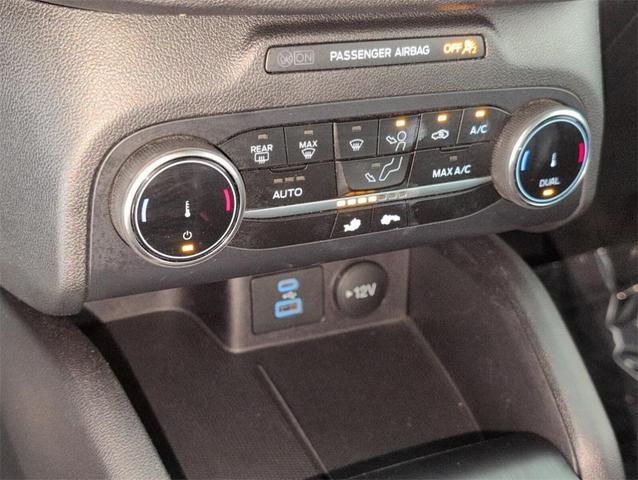Photo of 2023 Blue Metallic Ford Escape