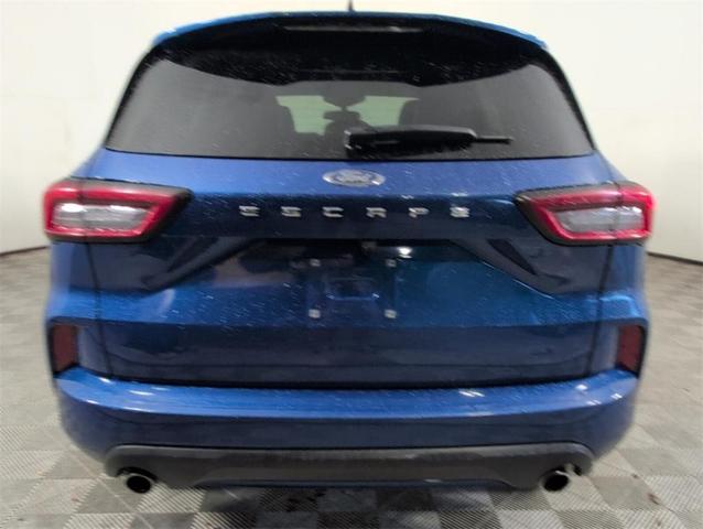 Photo of 2023 Blue Metallic Ford Escape