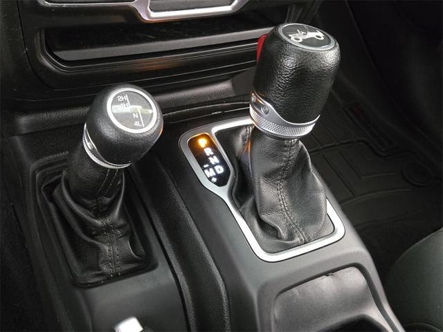 Photo of 2018 Granite Crystal Clearcoat Metallic Jeep Wrangler Unlimited