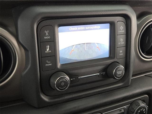 Photo of 2018 Granite Crystal Clearcoat Metallic Jeep Wrangler Unlimited