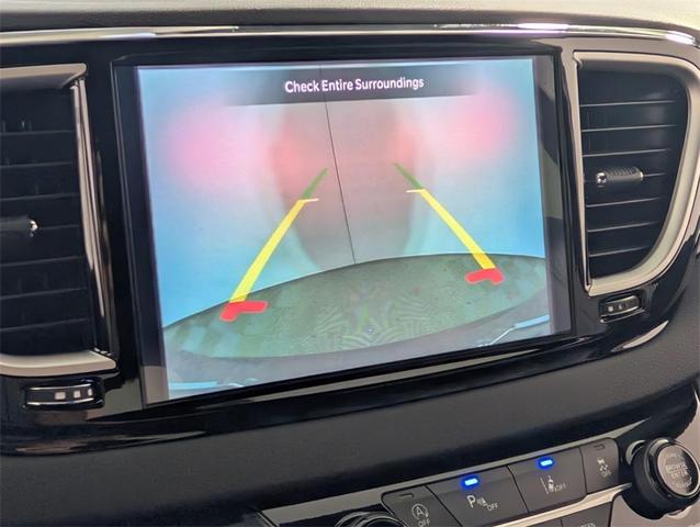 Photo of 2025 Diamond Black Chrysler Voyager