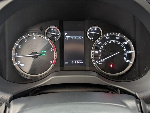 Photo of 2022 White Lexus GX 460