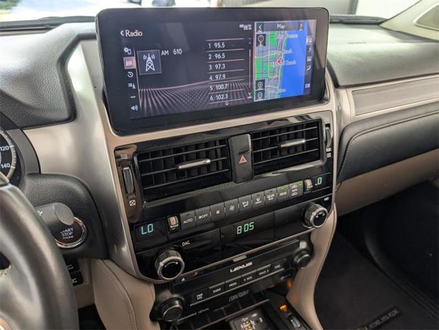 Photo of 2022 White Lexus GX 460