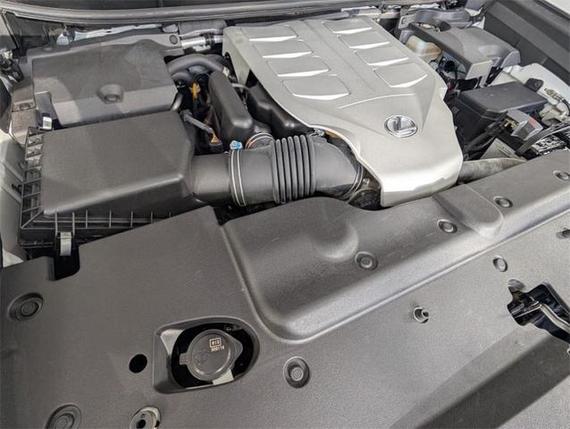 Photo of 2022 White Lexus GX 460