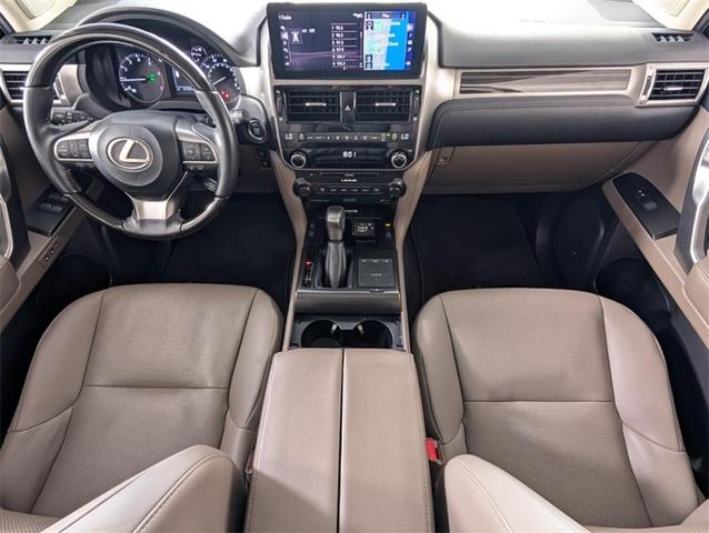 Photo of 2022 White Lexus GX 460