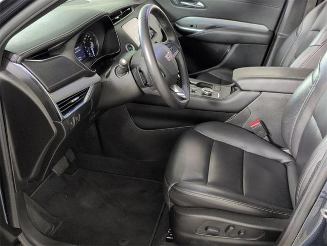 Photo of 2021 Shadow Metallic Cadillac XT4