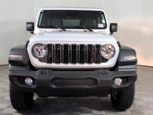 Photo of 2026 Bright White Clearcoat Jeep Wrangler