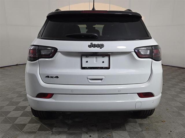 Photo of 2025 Bright White Clearcoat Jeep Compass