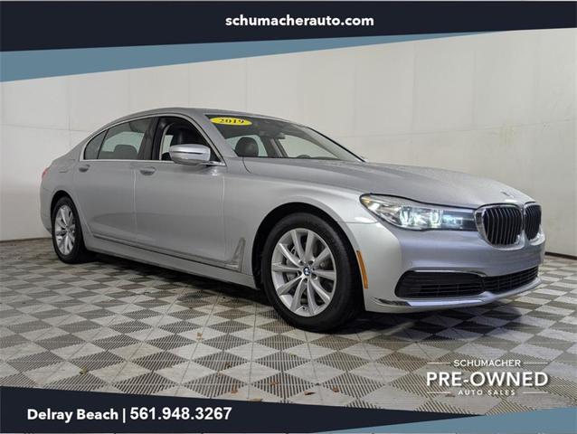 2019 BMW 740