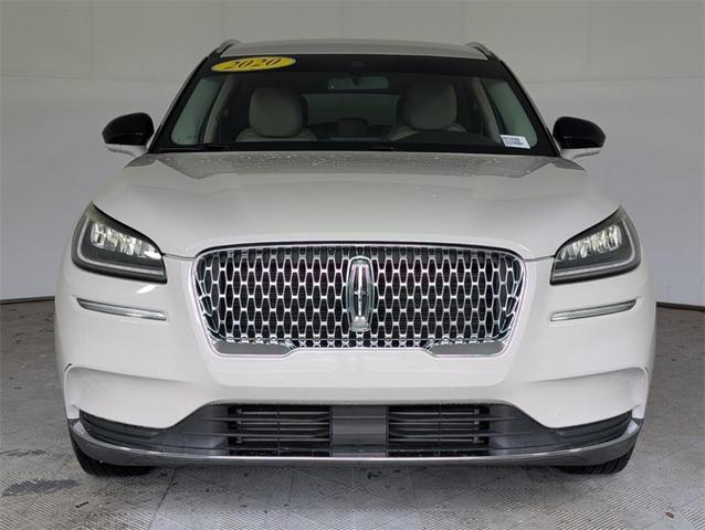 Photo of 2020 Ceramic White Lincoln Corsair