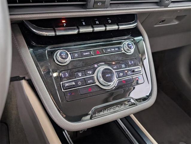Photo of 2020 Ceramic White Lincoln Corsair