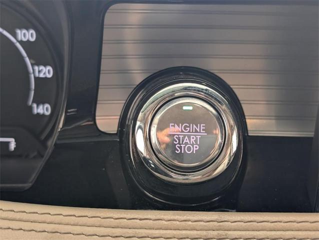 Photo of 2020 Ceramic White Lincoln Corsair