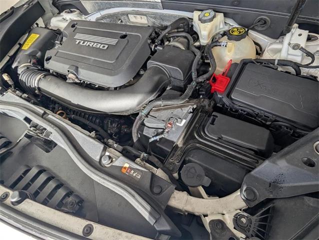 Photo of 2019 Crystal White Tri-Coat Cadillac XT4