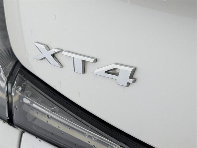 Photo of 2019 Crystal White Tri-Coat Cadillac XT4