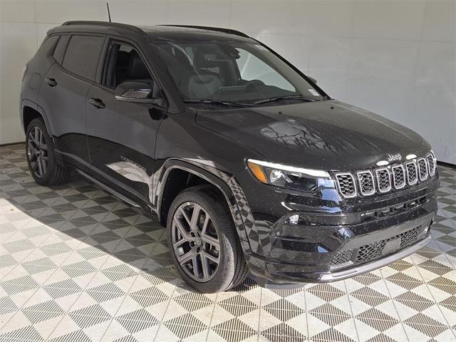 Photo of 2025 Diamond Black Jeep Compass