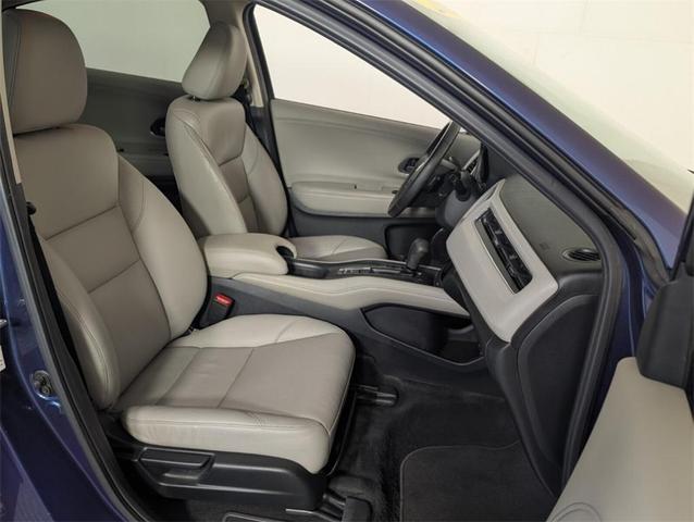 Photo of 2016 Blue Honda HR-V