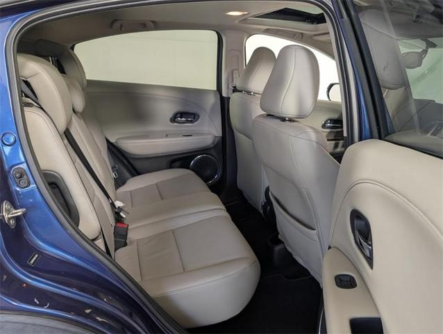 Photo of 2016 Blue Honda HR-V