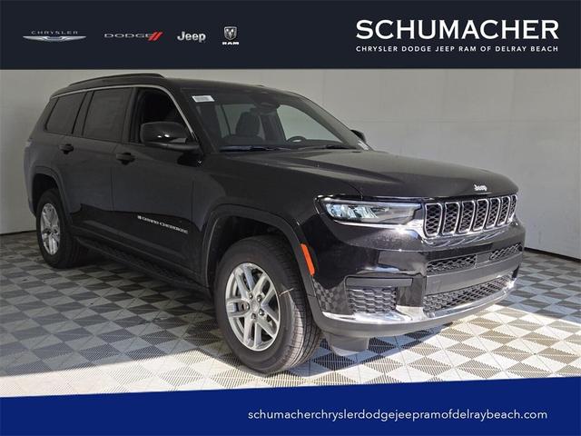 Photo of 2025 Diamond Black Jeep Grand Cherokee L