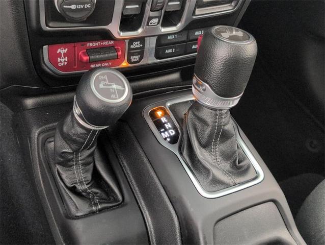Photo of 2024 Bright White Clearcoat Jeep Wrangler