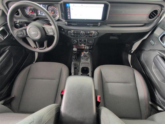 Photo of 2024 Bright White Clearcoat Jeep Wrangler