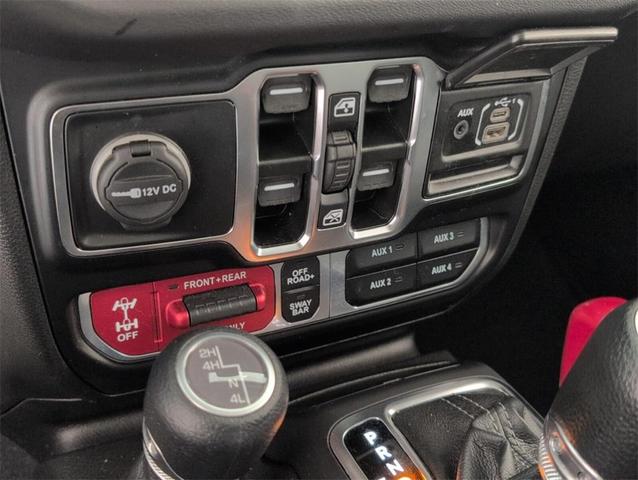 Photo of 2024 Bright White Clearcoat Jeep Wrangler