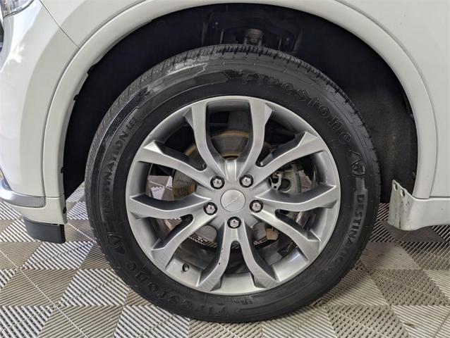 Photo of 2018 White Knuckle Clearcoat Dodge Durango