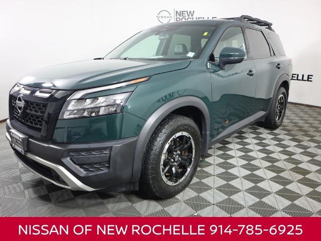 Photo of 2023 Obsidian Green Nissan Pathfinder