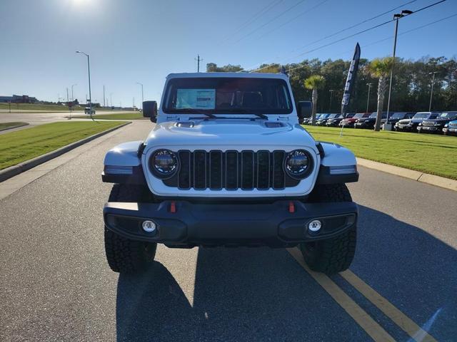 Photo of 2025 Bright White Clearcoat Jeep Gladiator