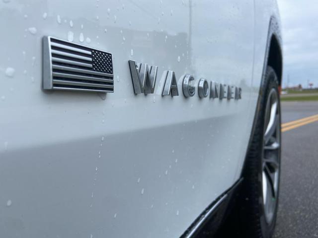 Photo of 2024 Bright White Clearcoat Jeep Wagoneer