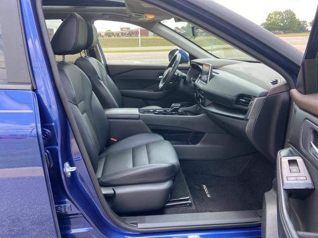 Photo of 2023 Caspian Blue Nissan Rogue