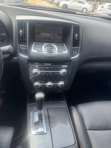 Photo of 2014 Brilliant Silver Metallic Nissan Maxima