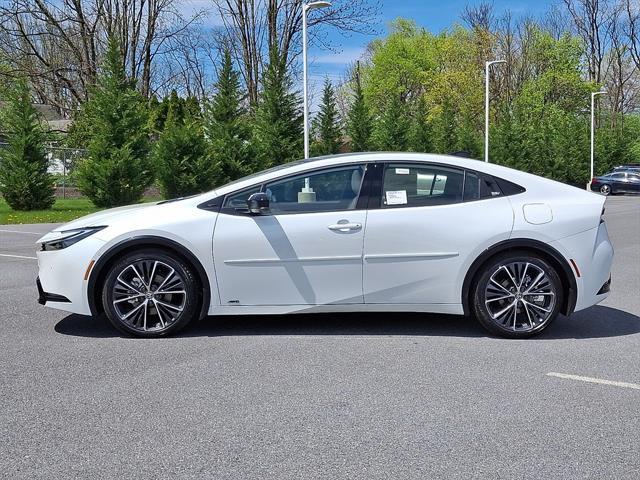 Photo of 2025 Wind Chill Pearl Toyota Prius
