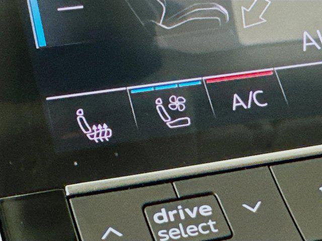 Photo of 2022 -Select- Audi Q8