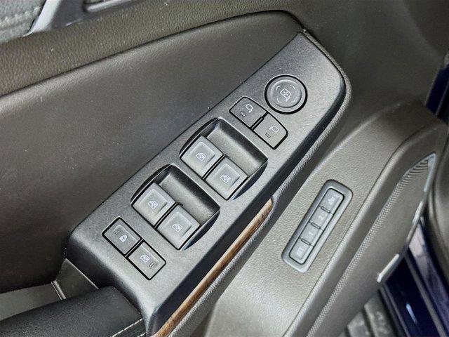 Photo of 2018 Blue Velvet Metallic Chevrolet Tahoe